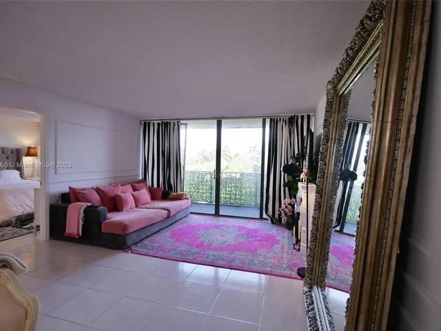 5600 N Flagler Dr # 206, West Palm Beach FL 33407