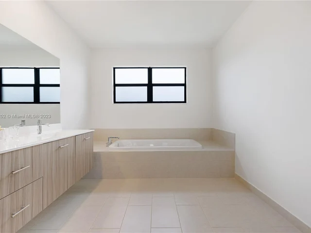 4409 SW 173rd Ave, Miramar FL 33029