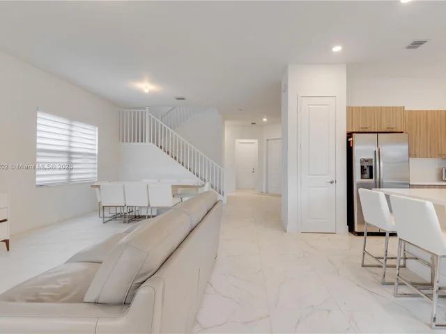 4409 SW 173rd Ave, Miramar FL 33029