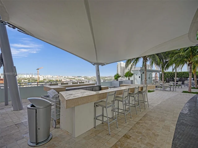 900 Biscayne Blvd # 3204, Miami FL 33132