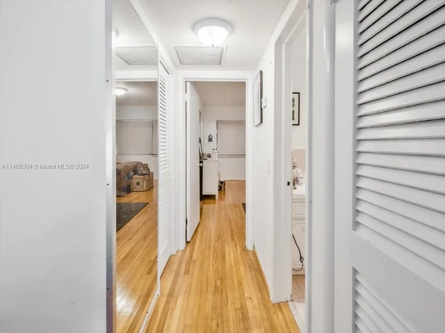 1101 98th St # 5, Bay Harbor Islands FL 33154