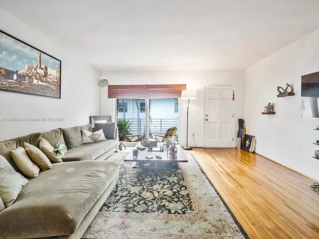 1101 98th St # 5, Bay Harbor Islands FL 33154