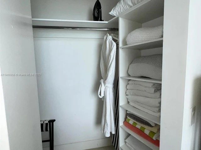 4111 S Ocean Dr # 502, Hollywood FL 33019