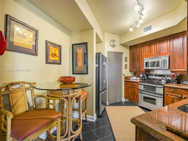 888 Brickell Key Dr # 510, Miami FL 33131