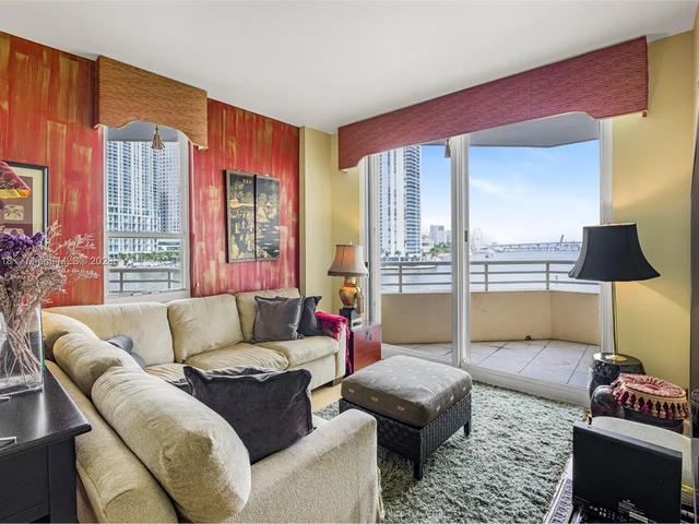 888 Brickell Key Dr # 510, Miami FL 33131