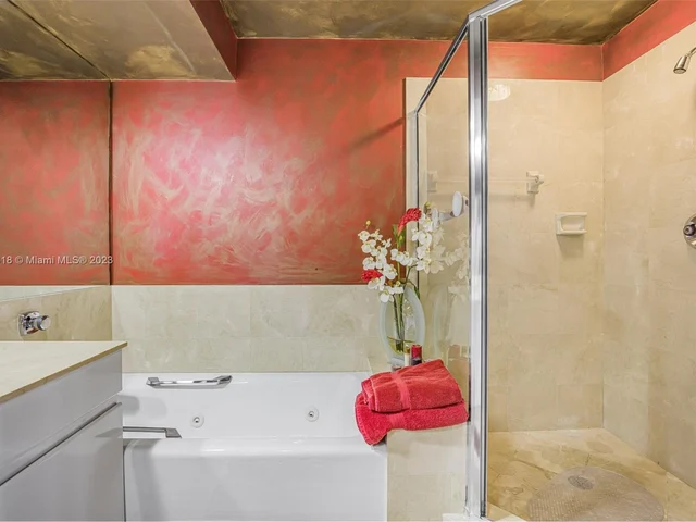 888 Brickell Key Dr # 510, Miami FL 33131