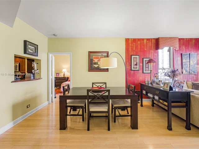 888 Brickell Key Dr # 510, Miami FL 33131