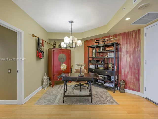 888 Brickell Key Dr # 510, Miami FL 33131