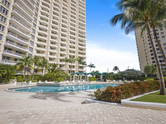 888 Brickell Key Dr # 510, Miami FL 33131