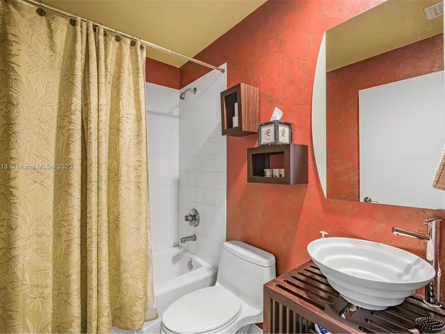 888 Brickell Key Dr # 510, Miami FL 33131