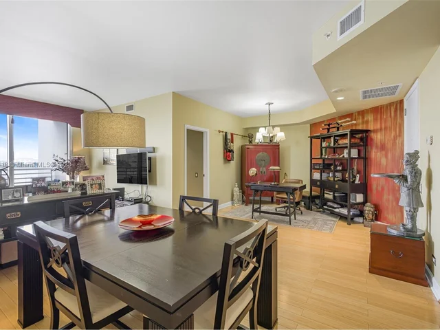 888 Brickell Key Dr # 510, Miami FL 33131