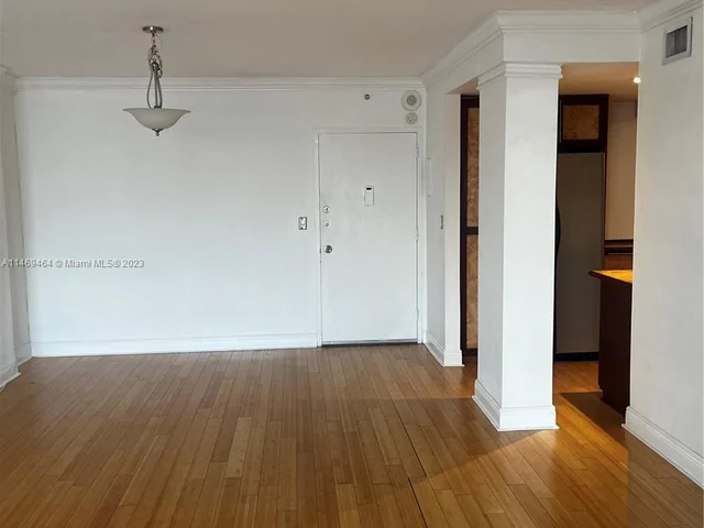 400 Kings Point Dr # 1529, Sunny Isles Beach FL 33160