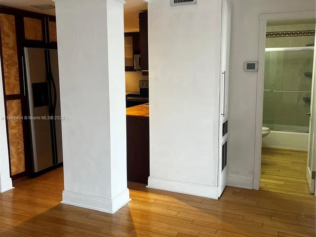 400 Kings Point Dr # 1529, Sunny Isles Beach FL 33160