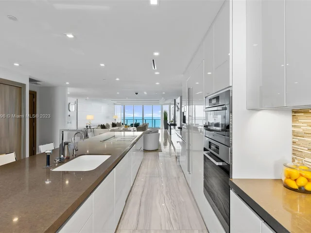 350 Ocean Dr # 1002N, Key Biscayne FL 33149