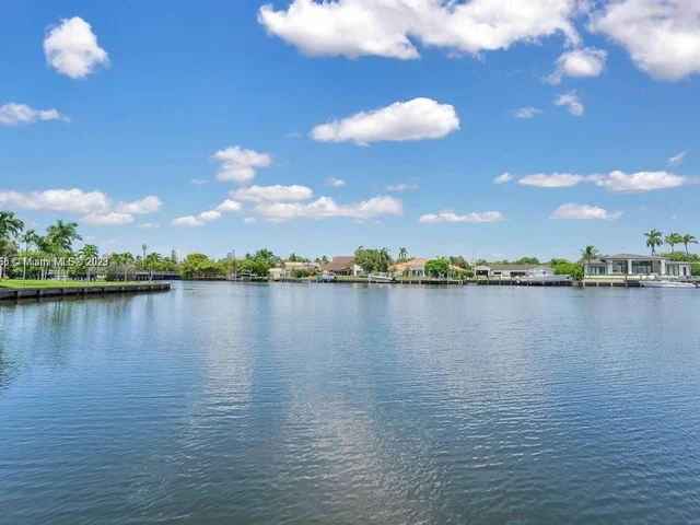 2101 Atlantic Shores Blvd # 512, Hallandale Beach FL 33009