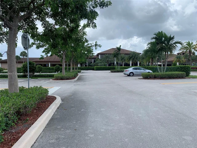 13055 SW 15th Ct # 312S, Pembroke Pines FL 33027