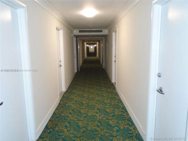 6770 INDIAN CREEK DR # D, Miami Beach FL 33141