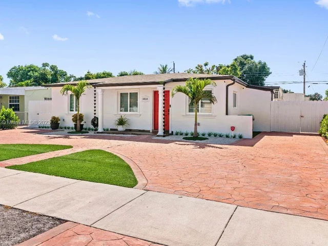 3410 NW 98th St, Miami FL 33147