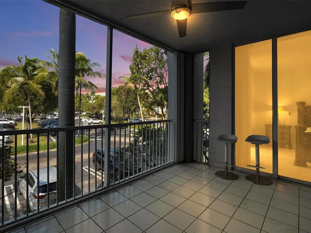 9725 NW 52nd St # 205, Doral FL 33178