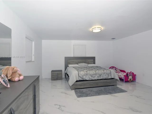 14913 SW 302nd Ter, Homestead FL 33033