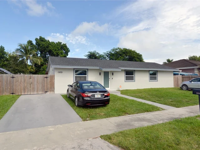 14913 SW 302nd Ter, Homestead FL 33033