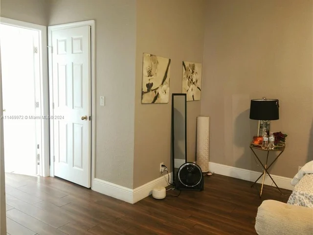 8525 Pine Cay, West Palm Beach FL 33411