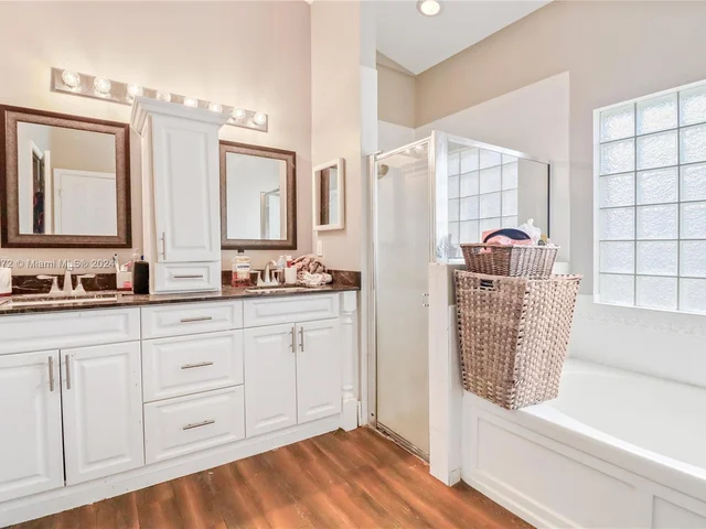 8525 Pine Cay, West Palm Beach FL 33411