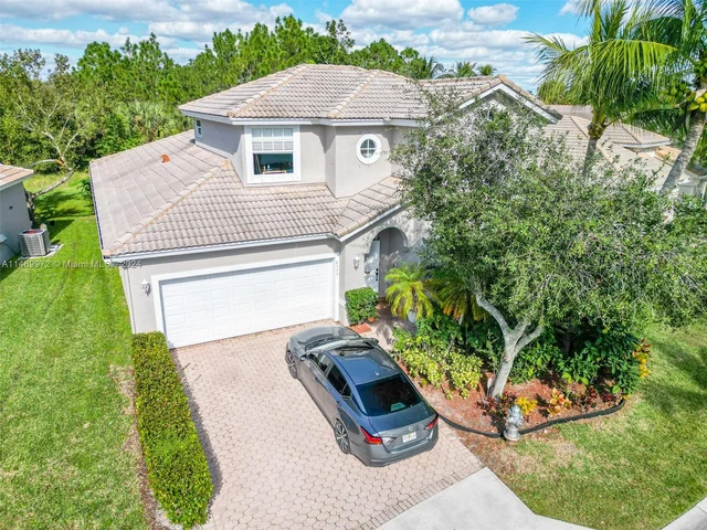 8525 Pine Cay, West Palm Beach FL 33411
