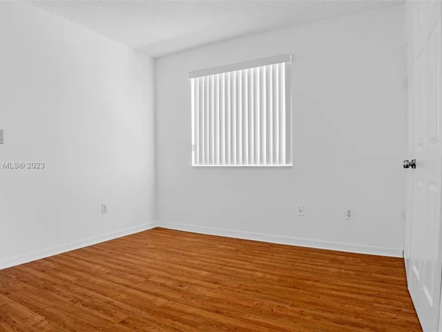 261 SW 192nd Ter, Pembroke Pines FL 33029