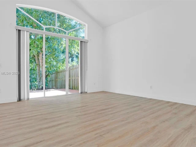 261 SW 192nd Ter, Pembroke Pines FL 33029