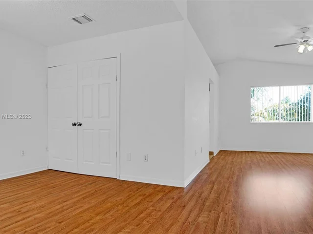 261 SW 192nd Ter, Pembroke Pines FL 33029