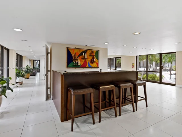 13953 Kendale Lakes Cir # 507B, Miami FL 33183