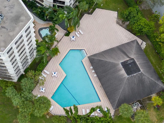 13953 Kendale Lakes Cir # 507B, Miami FL 33183