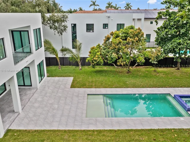 1401 SW 5th Ct, Fort Lauderdale FL 33312