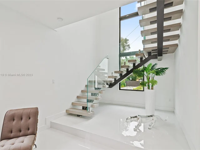 1401 SW 5th Ct, Fort Lauderdale FL 33312