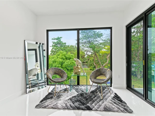 1401 SW 5th Ct, Fort Lauderdale FL 33312