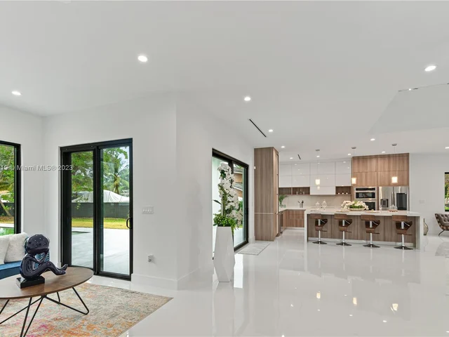 1401 SW 5th Ct, Fort Lauderdale FL 33312