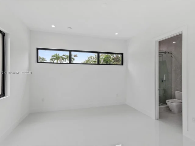 1401 SW 5th Ct, Fort Lauderdale FL 33312