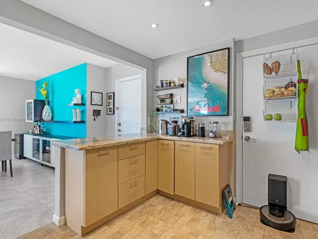 1701 S Ocean Dr # 903, Hollywood FL 33019