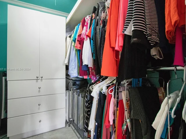 1701 S Ocean Dr # 903, Hollywood FL 33019