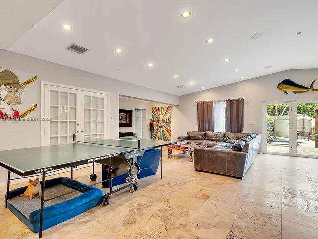 1805 NE 117th Rd, North Miami FL 33181