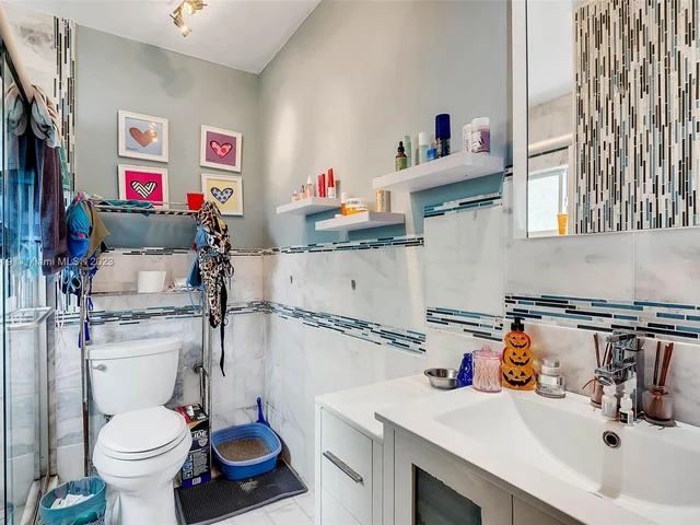 1805 NE 117th Rd, North Miami FL 33181