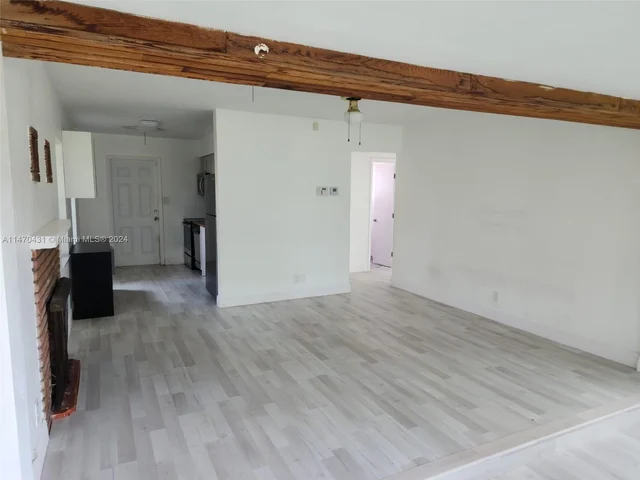 2615 Wilson St, Hollywood FL 33020