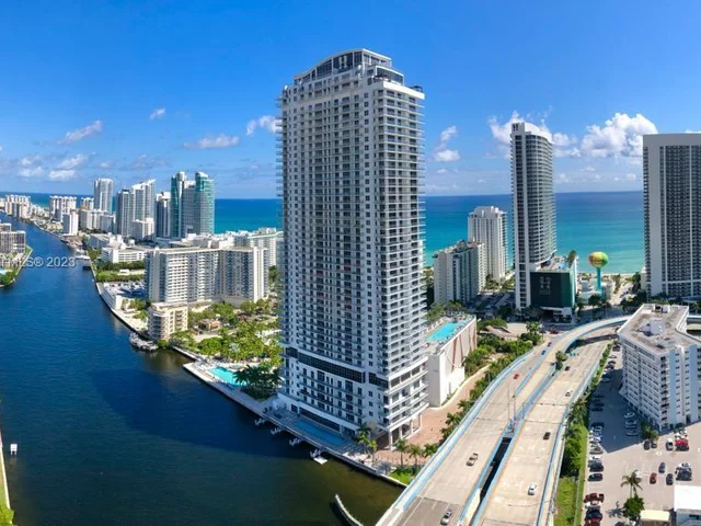 4010 S Ocean Dr # R3007, Hollywood FL 33019