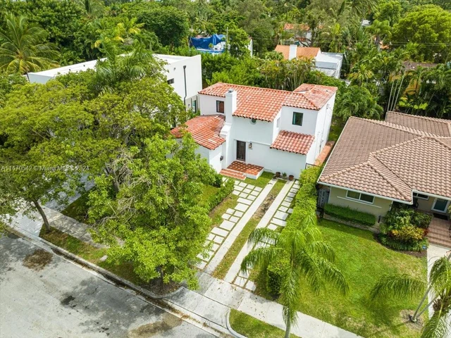 756 NE 72 TER, Miami FL 33138