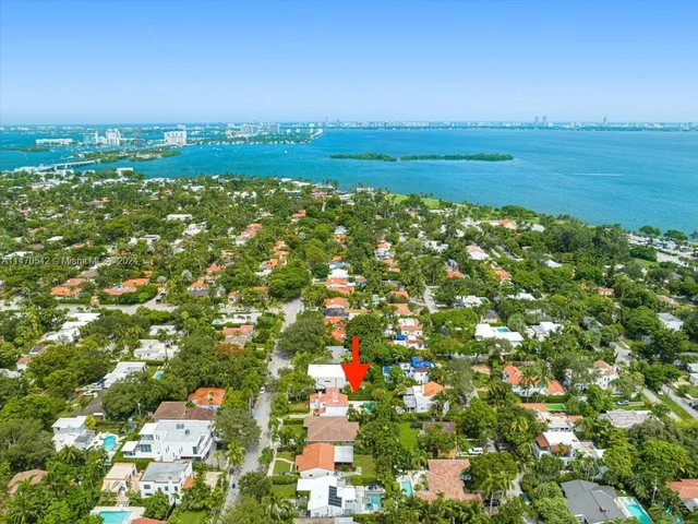 756 NE 72 TER, Miami FL 33138