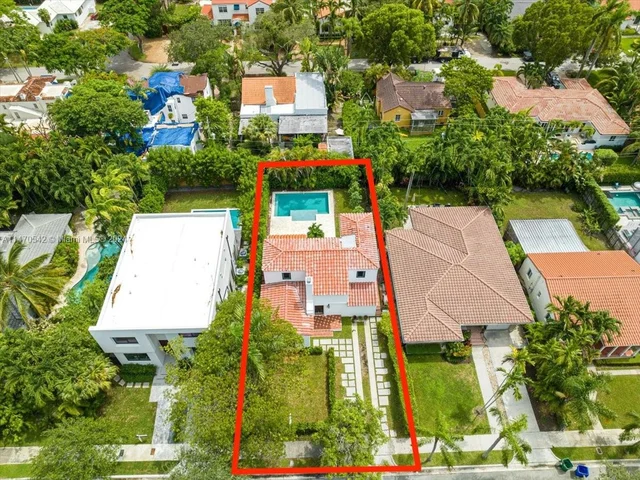 756 NE 72 TER, Miami FL 33138