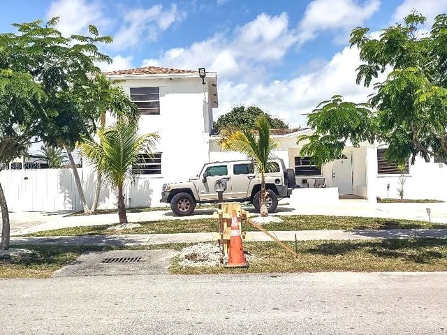 12215 SW 217th St, Miami FL 33170
