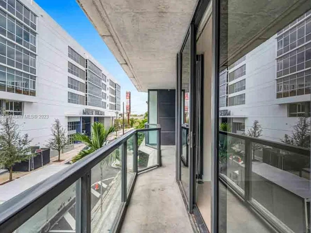 201 SW 17th Rd # 302, Miami FL 33129