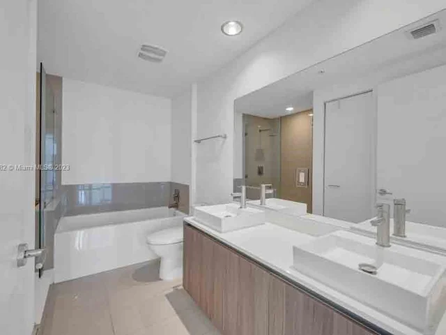 201 SW 17th Rd # 302, Miami FL 33129